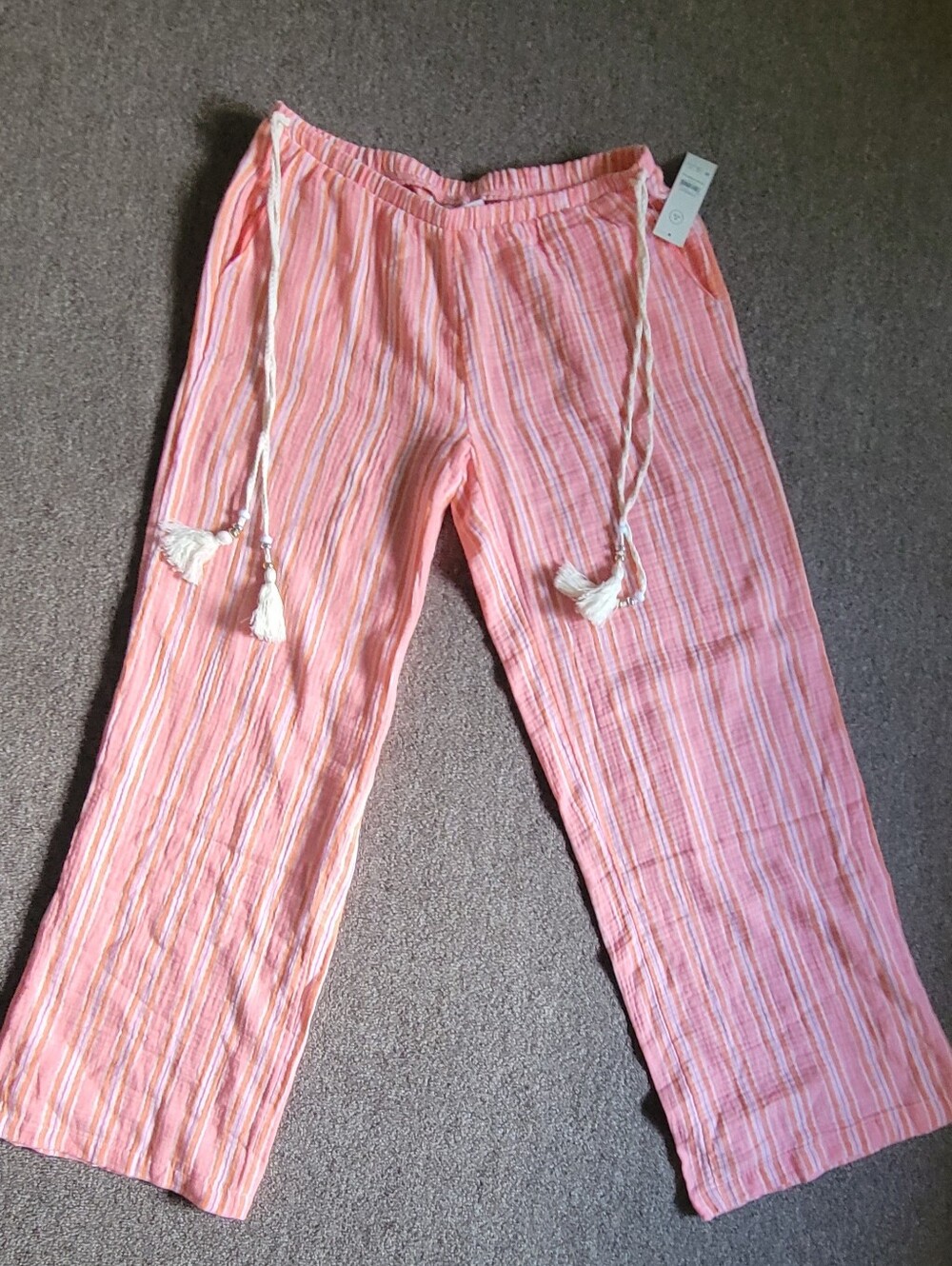 NWT Women's No Boundaries Size M Striped Wide Leg Pants with Rope/Tassel